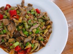 酸辣鸡杂-四方面荘(常丰花园店)