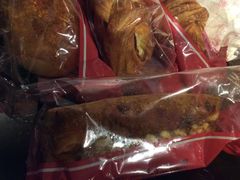 -红宝石·鲜奶小方·海派西点房(丰庄店)