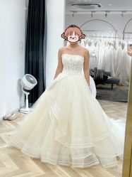 -予白婚纱礼服馆