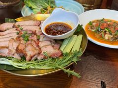 -老滇山寨•云南特色菜•地方菜•民族风情歌舞表演(金碧店)