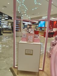 -奥伦纳素Erno Laszlo