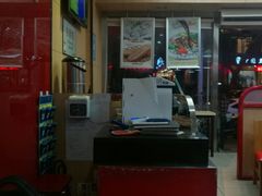 -贯一台湾牛肉面(八一七中路店)