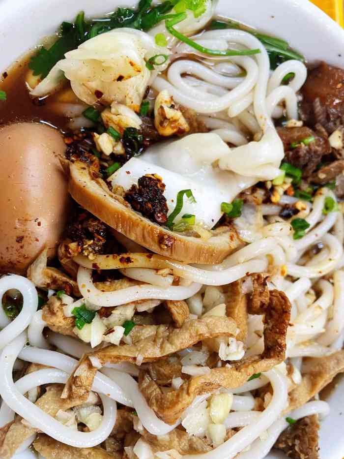 三品王(建政店)-"第一次去南宁吃三品王牛肉粉,就难以忘怀.