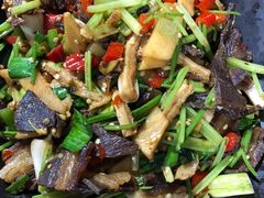 -牛八宝桂林米粉(八里庄店)