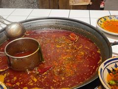 -旧街市鲜货老火锅(大光路店)