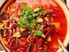 重庆毛血旺-胡桃里音乐酒馆(环亚凯瑟琳广场店)