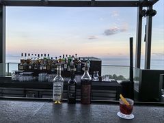 -瑰丽酒店·海吧·天际下午茶·现场DJ·天台酒吧