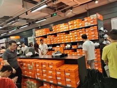 -NIKE上海青浦优选体验店