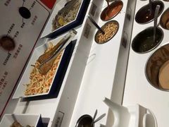 自助调料区-海底捞火锅(威高广场店)