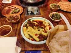 -亮欢寨酸汤鱼(沙冲路店)