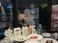 -MONICH牛排融合餐厅(和义大道购物中心店)