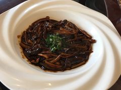 -小龙酒家(桂平路店)