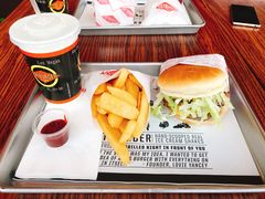 -FATBURGER 特富客汉堡(外交公寓店)