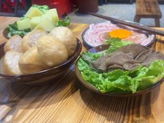 -黔二妞地摊火锅(龙华清湖店)