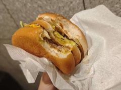 -麦当劳(卫星广场店)