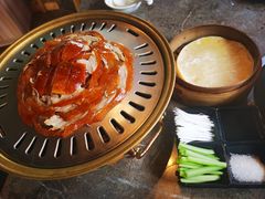 -三人行骨头王火锅(长寿店)