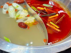 -黔哆哆地摊酸汤火锅(清湖店)