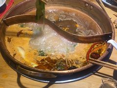 -洱火云南酸菜牛肉火锅(石景山当代商城店)