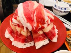 -洞庭洲·防空洞火锅·铜锅涮肉·烧烤(新百广场店)