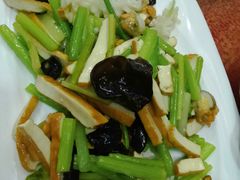 -地方名吃海鲜大馅蒸饺(北戴河店)