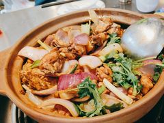 -胡须佬鸡煲四季火锅店(石厦西村直营店)