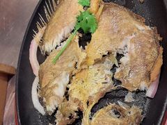 -潮界(LU·ONE凯德晶萃广场店)