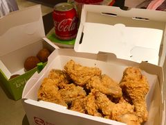 -BHC炸鸡(明洞总店)