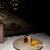咸蛋黄融入奶油 整块的味道是很均匀平衡的