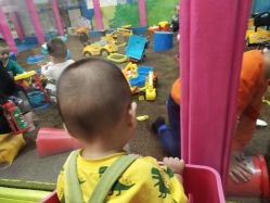 -孩子王童乐园(西安盛龙店)