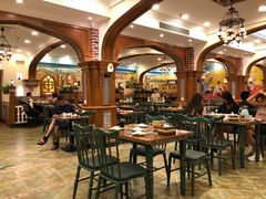 大堂-清真·玛丽亚新疆菜主题餐厅(浙江中路店)