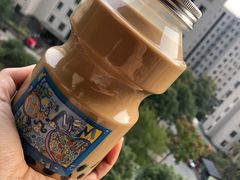 珍珠奶茶-围裙妈妈(临平店)