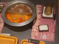 -牛YO寿喜烧·铁板烧和牛火锅自助(市府恒隆店)