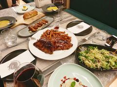 整猪肋排-Hurricane's Grill 飓风牛排