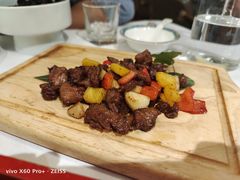 香煎牛肉粒-肆月河豚·新淮扬(金融街店)