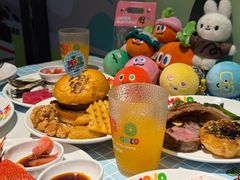 -东方明珠·可口可乐欢乐餐厅