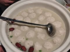 -黄泥岗·地道湖北菜(奥特莱斯店)