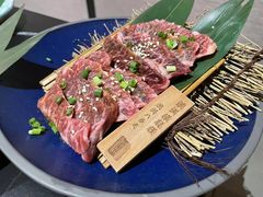 -山川小町·极番烧肉(新地假日广场店)