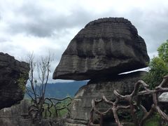 -梭布垭石林景区