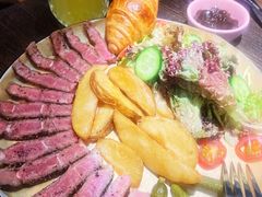 -The Cheebat 锌吧·Bistro(体育西店)