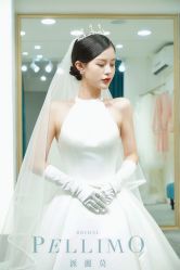 -派丽莫Pellimo原创设计婚纱品牌
