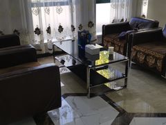 -茂菊口腔连锁(浦东南路店)