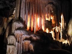 -波斯托伊纳溶洞