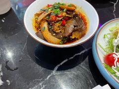 -椒行天下·干锅·牛蛙(万宝店)