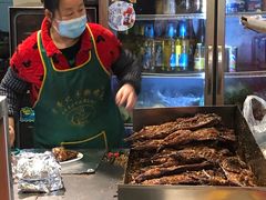 -老黄记手撕烤兔(玉林街店)