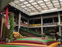 -蒙特利亲子乐园