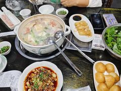 -黔府豆米火锅野菜馆(南马店)