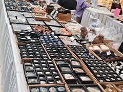 -万达广场(武汉菱角湖店)