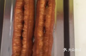 Freshly Fried Old-style Dough Sticks