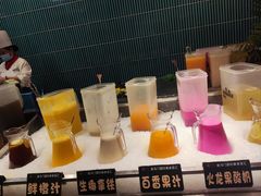 -金马门国际美食百汇(珞喻路店)