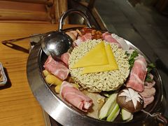 -恩你小木屋·韩式料理(假日广场店)